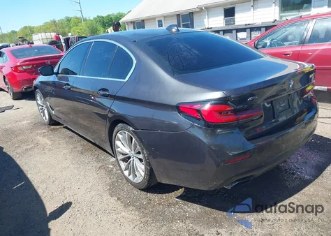 2021 BMW 530I xDrive z USA, uszkodzony, nr VIN WBA13BJ0XMWX00677